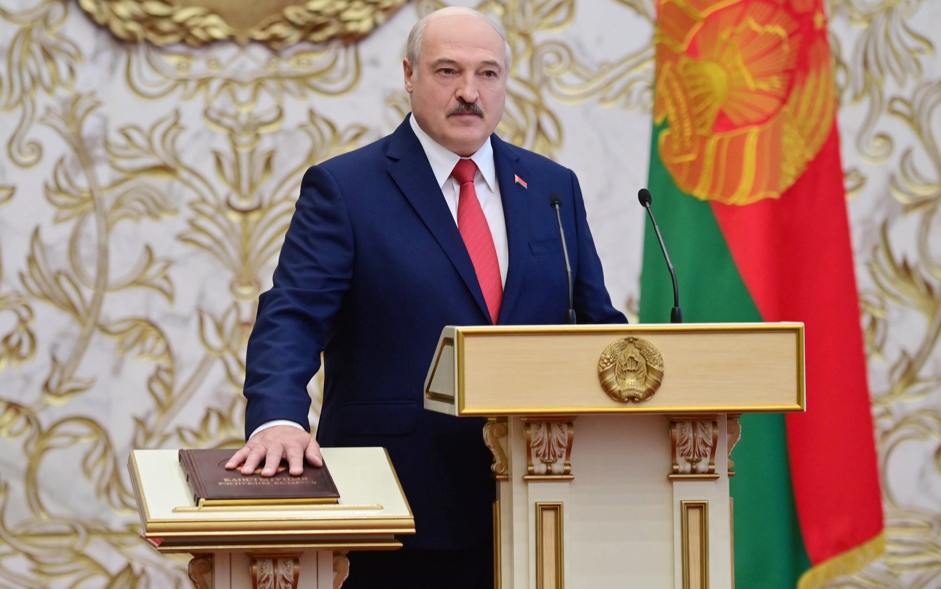 Президент Белоруссии Александр Лукашенко на церемонии инаугурации в Минске Президент Белоруссии Александр Лукашенко на церемонии инаугурации в Минске - РИА Новости, 1920, 19.07.2021