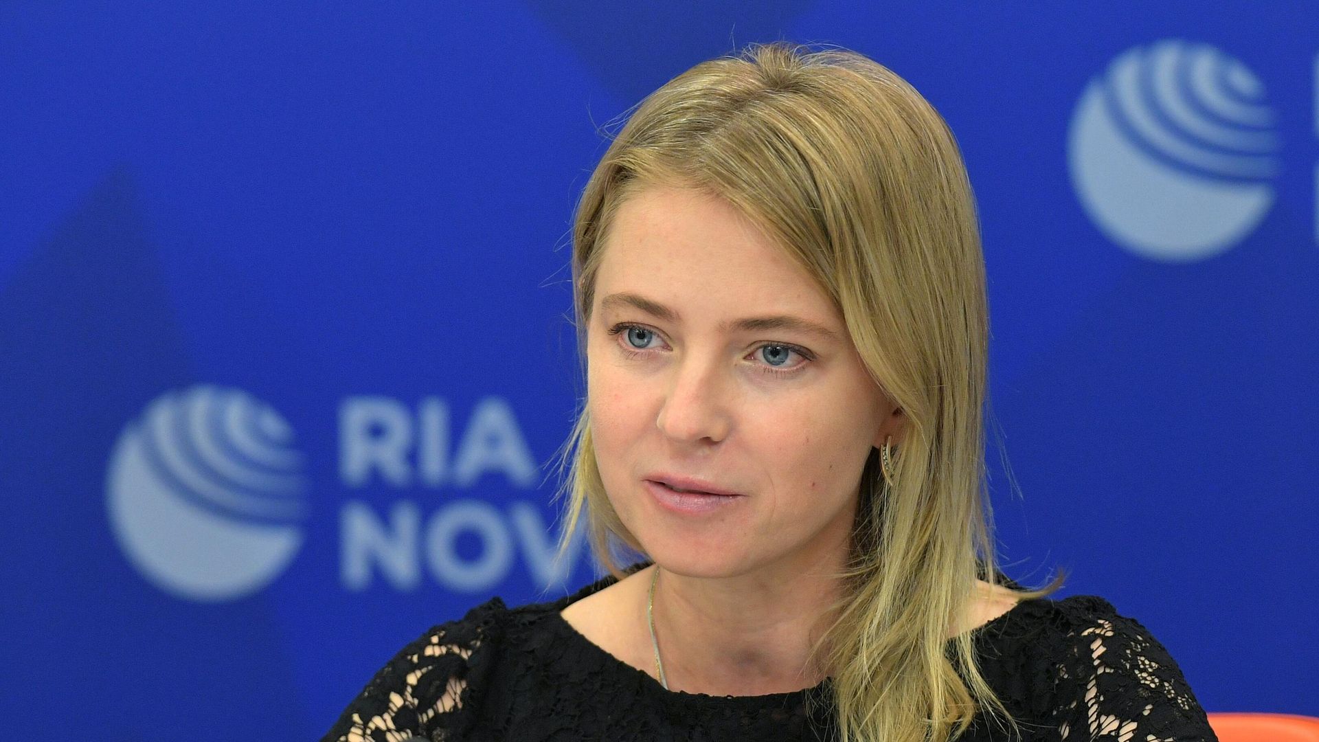 Наталья Поклонская во время онлайн-конференции в Международном мультимедийном пресс-центре МИА Россия сегодня Наталья Поклонская во время онлайн-конференции в Международном мультимедийном пресс-центре МИА Россия сегодня - РИА Новости, 1920, 07.12.2021