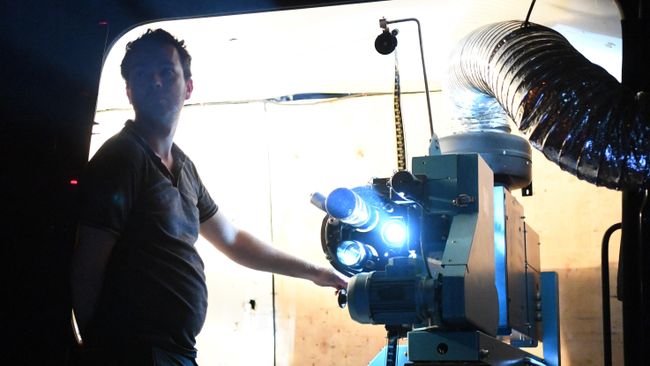 Киномеханик Киномеханик