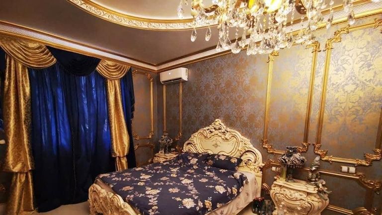 Спальня в доме главы ГИБДД по Ставропольскому краю Алексея Сафонова Спальня в доме главы ГИБДД по Ставропольскому краю Алексея Сафонова