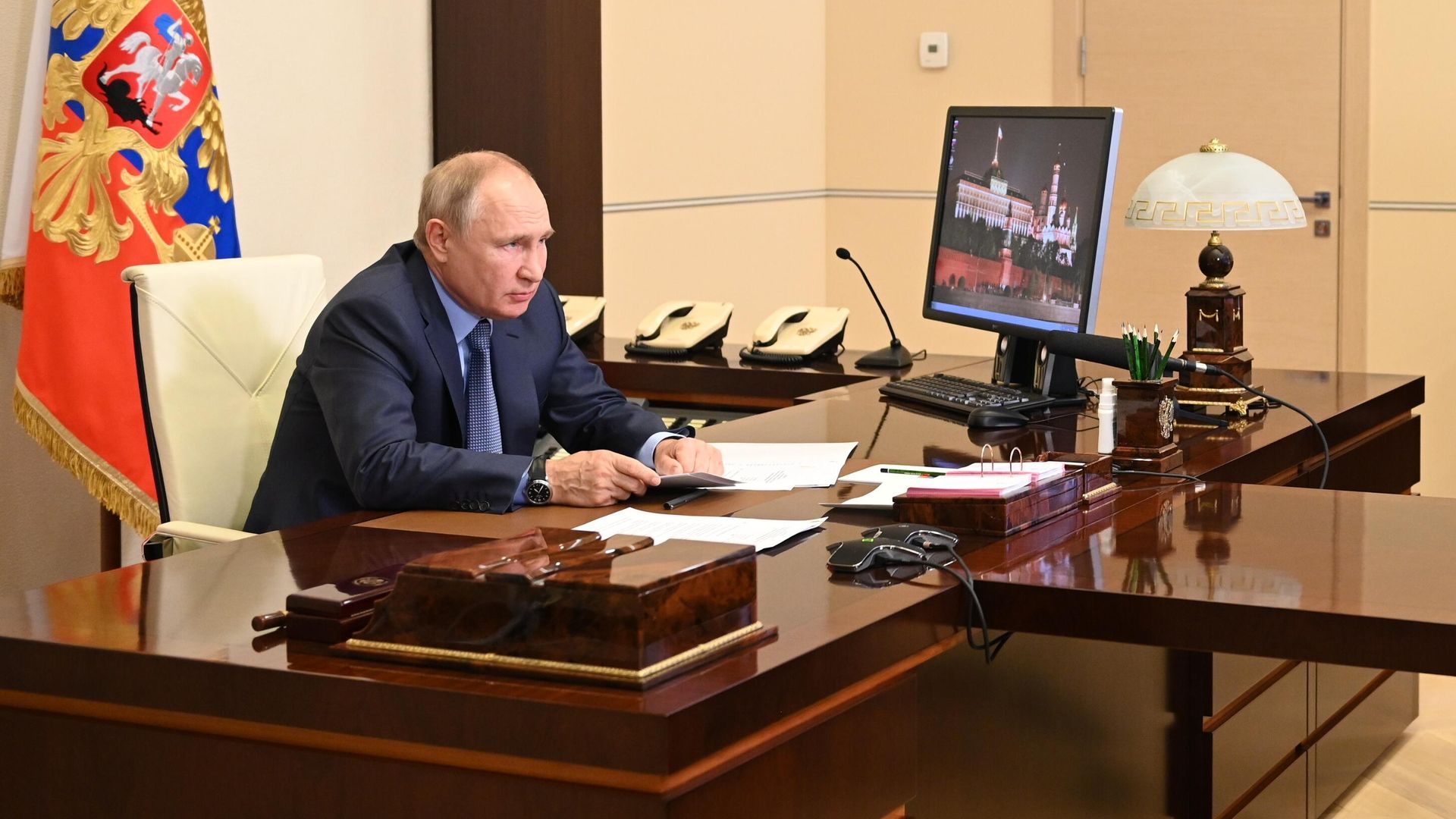 Президент РФ Владимир Путин проводит совещание с членами правительства РФ в режиме видеоконференции Президент РФ Владимир Путин проводит совещание с членами правительства РФ в режиме видеоконференции - РИА Новости, 1920, 21.07.2021