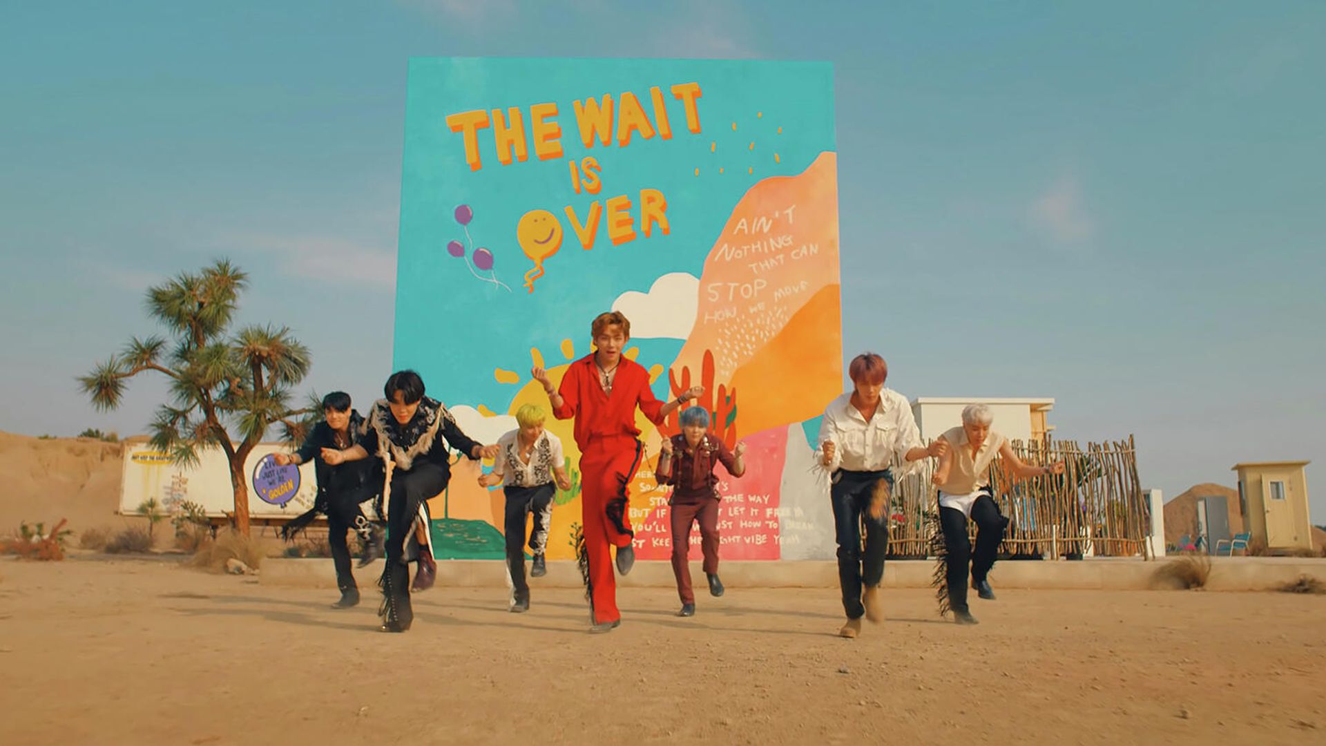 Кадр из клипа BTS Permission to Dance Кадр из клипа BTS Permission to Dance - РИА Новости, 1920, 23.07.2021