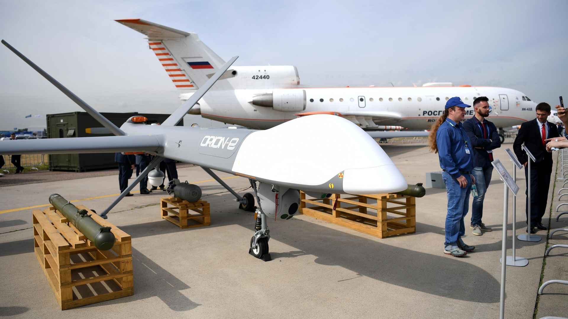 Беспилотный летательный аппарат Орион-Э, представленный на МАКС-2021 Беспилотный летательный аппарат Орион-Э, представленный на МАКС-2021 - РИА Новости, 1920, 16.12.2021