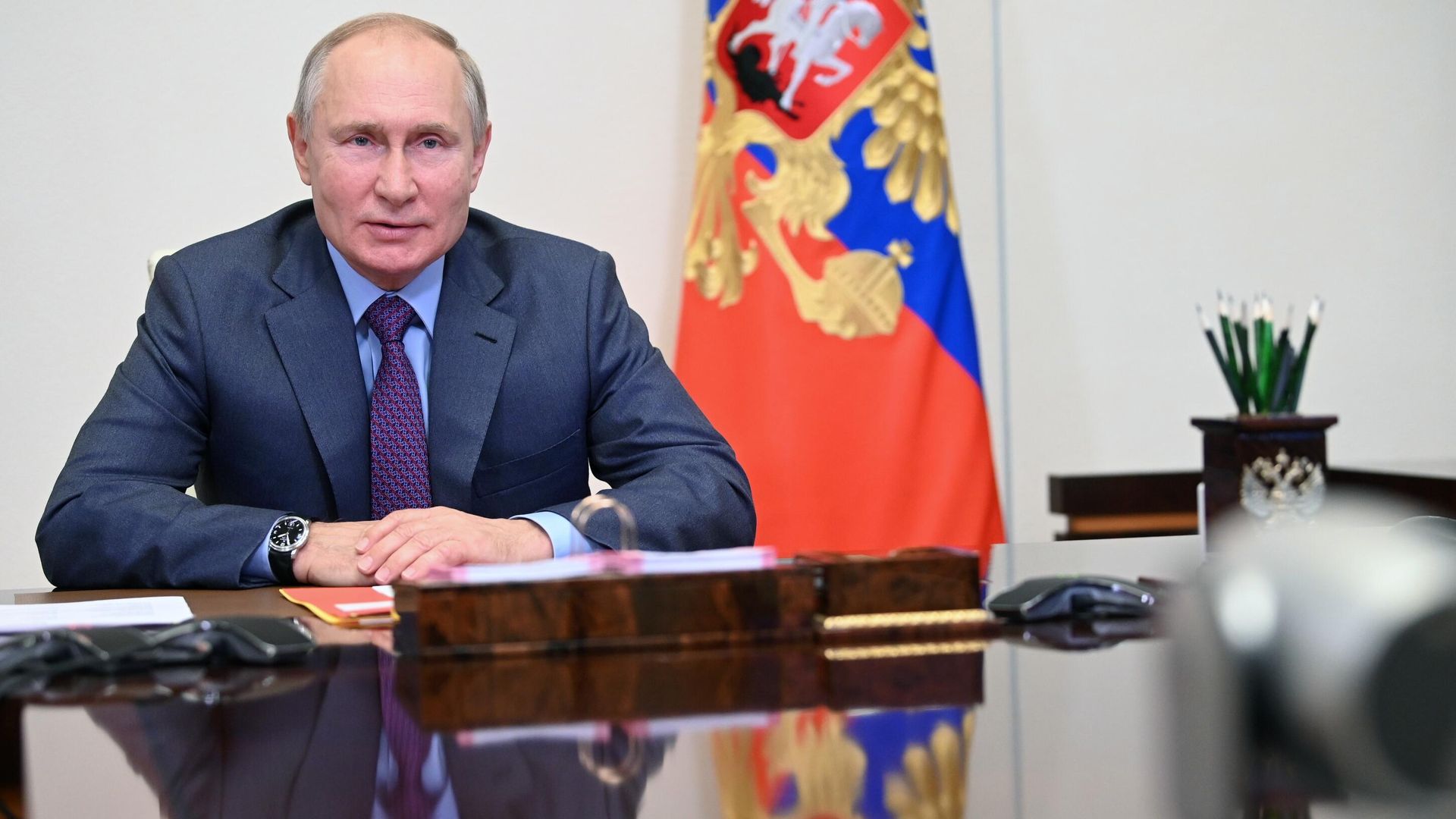Президент РФ Владимир Путин проводит оперативное совещание с постоянными членами Совета безопасности РФ в режиме видеоконференции Президент РФ Владимир Путин проводит оперативное совещание с постоянными членами Совета безопасности РФ в режиме видеоконференции - РИА Новости, 1920, 14.08.2021