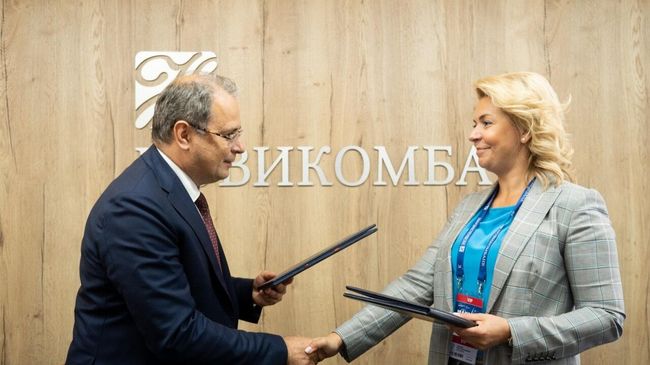 Во время заключения соглашение об организации финансирования центра для проекта Сверхзвук Во время заключения соглашение об организации финансирования центра для проекта Сверхзвук