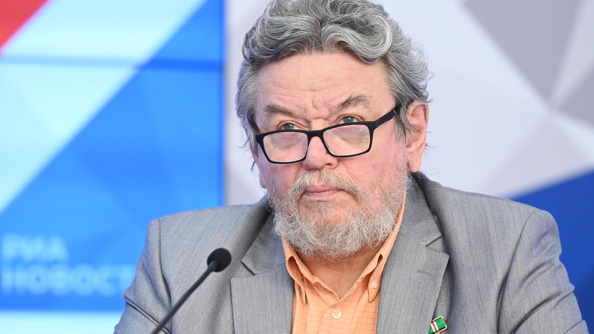 Писатель, лауреат Патриаршей литературной премии 2021 года Владимир Малягин Писатель, лауреат Патриаршей литературной премии 2021 года Владимир Малягин - РИА Новости, 1920, 26.07.2021