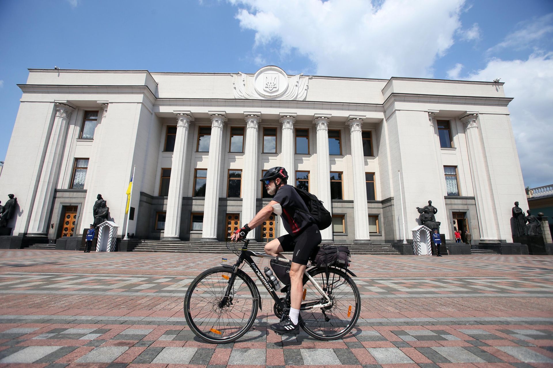 Здание Верховной рады Украины в Киеве Здание Верховной рады Украины в Киеве - РИА Новости, 1920, 28.09.2026