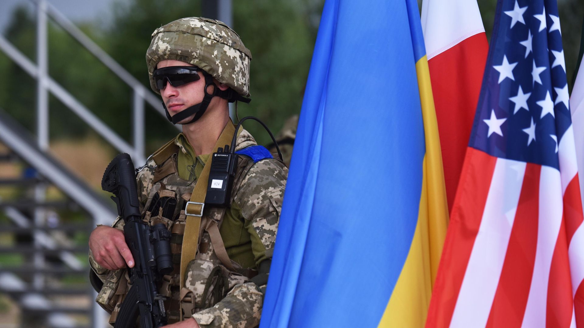 Военнослужащий на с участием вооружённых сил Украины и стран НАТО Военнослужащий на с участием вооружённых сил Украины и стран НАТО - РИА Новости, 1920, 08.01.2022