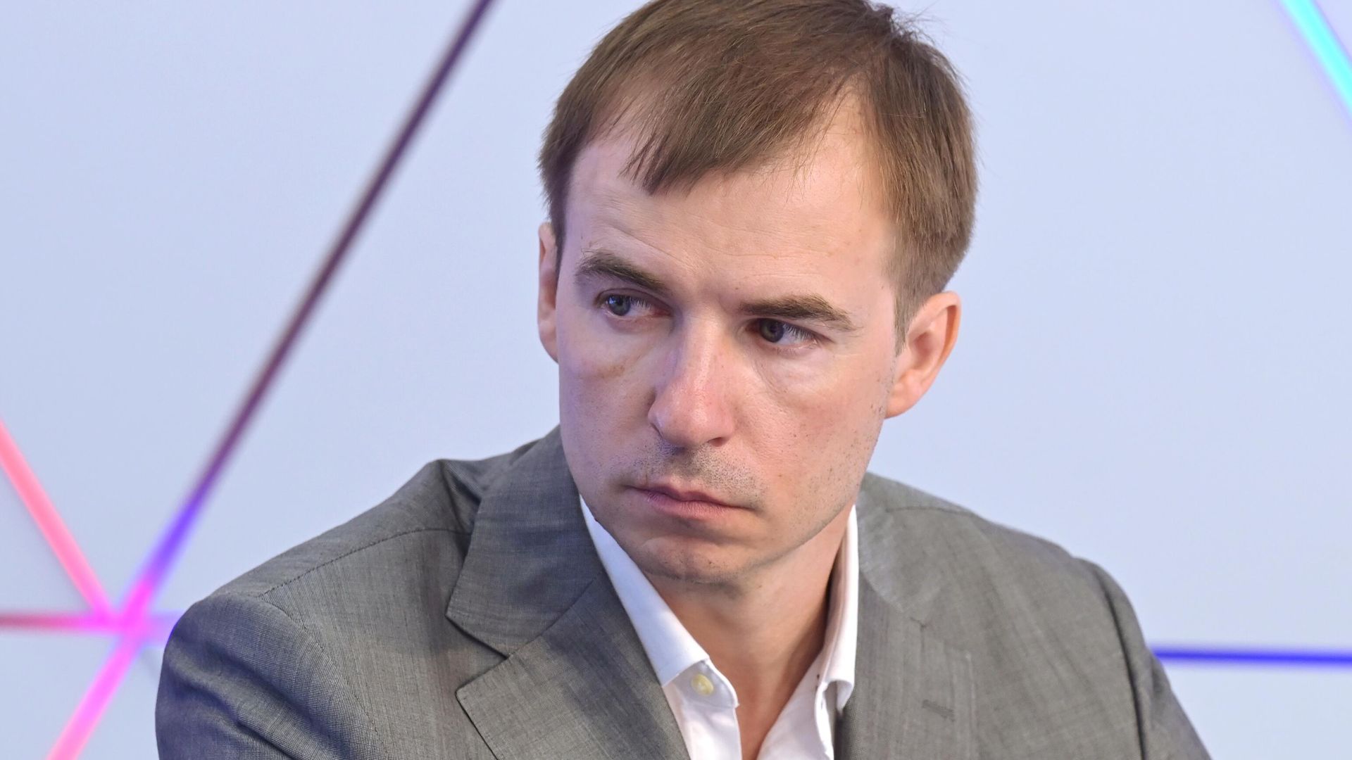 Старший тренер женской сборной России по фехтованию на саблях Дмитрий Глотов Старший тренер женской сборной России по фехтованию на саблях Дмитрий Глотов - РИА Новости, 1920, 28.10.2024
