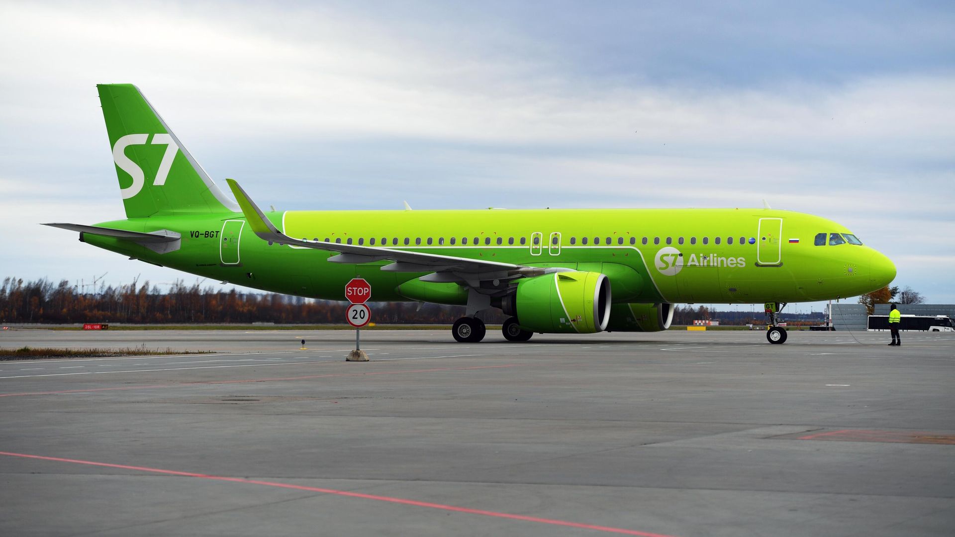 Самолет Airbus A320neo авиакомпании S7 Airlines Самолет Airbus A320neo авиакомпании S7 Airlines - РИА Новости, 1920, 04.03.2022