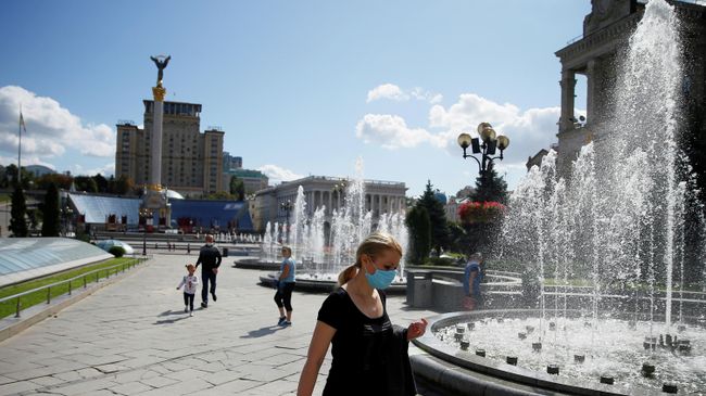 Площадь Независимости в Киеве Площадь Независимости в Киеве