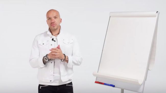 Основатель Финико Кирилл Доронин. Кадр из видео
