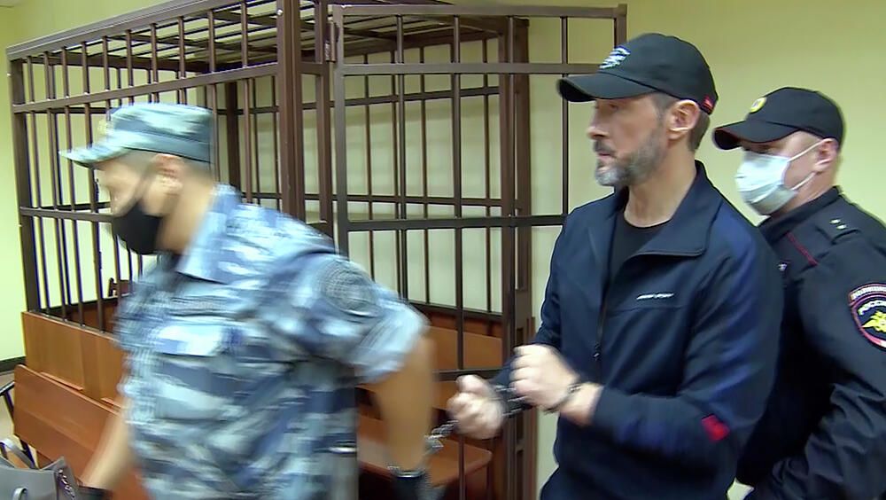 Пытавшийся переправить из РФ головки самонаведения зенитно-ракетного комплекса гражданин Украины в суде. Кадр видео Пытавшийся переправить из РФ головки самонаведения зенитно-ракетного комплекса гражданин Украины в суде. Кадр видео - РИА Новости, 1920, 02.08.2021