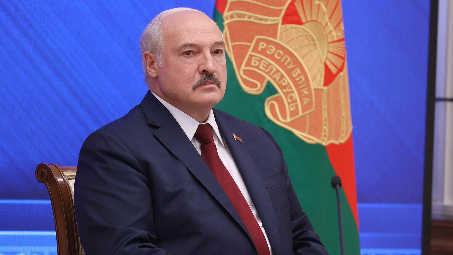 Президент Белоруссии Александр Лукашенко во время встречи Большой разговор с Президентом Президент Белоруссии Александр Лукашенко во время встречи Большой разговор с Президентом - РИА Новости, 1920, 15.09.2021