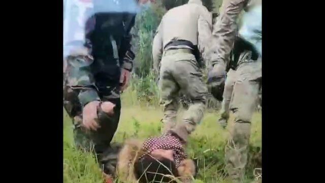 Беременную иностранку оставили на границе Литвы и Белоруссии Беременную иностранку оставили на границе Литвы и Белоруссии - РИА Новости, 1920, 10.08.2021