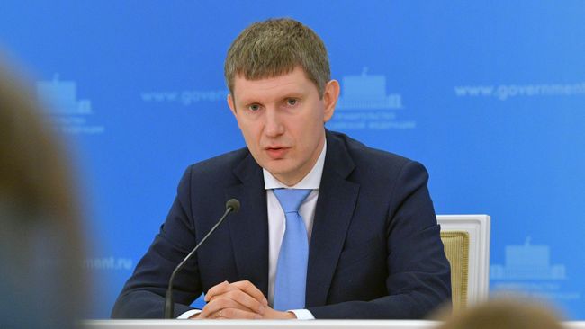 Министр экономического развития РФ Максим Решетников во время брифинга в Доме правительства РФ