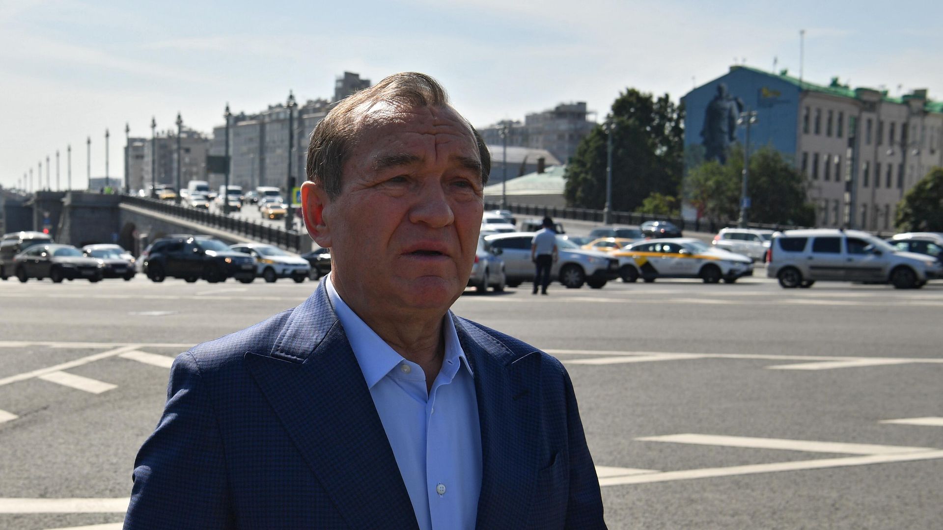 Заместитель мэра Москвы по вопросам ЖКХ и благоустройства Петр Бирюков Заместитель мэра Москвы по вопросам ЖКХ и благоустройства Петр Бирюков - РИА Новости, 1920, 06.08.2022