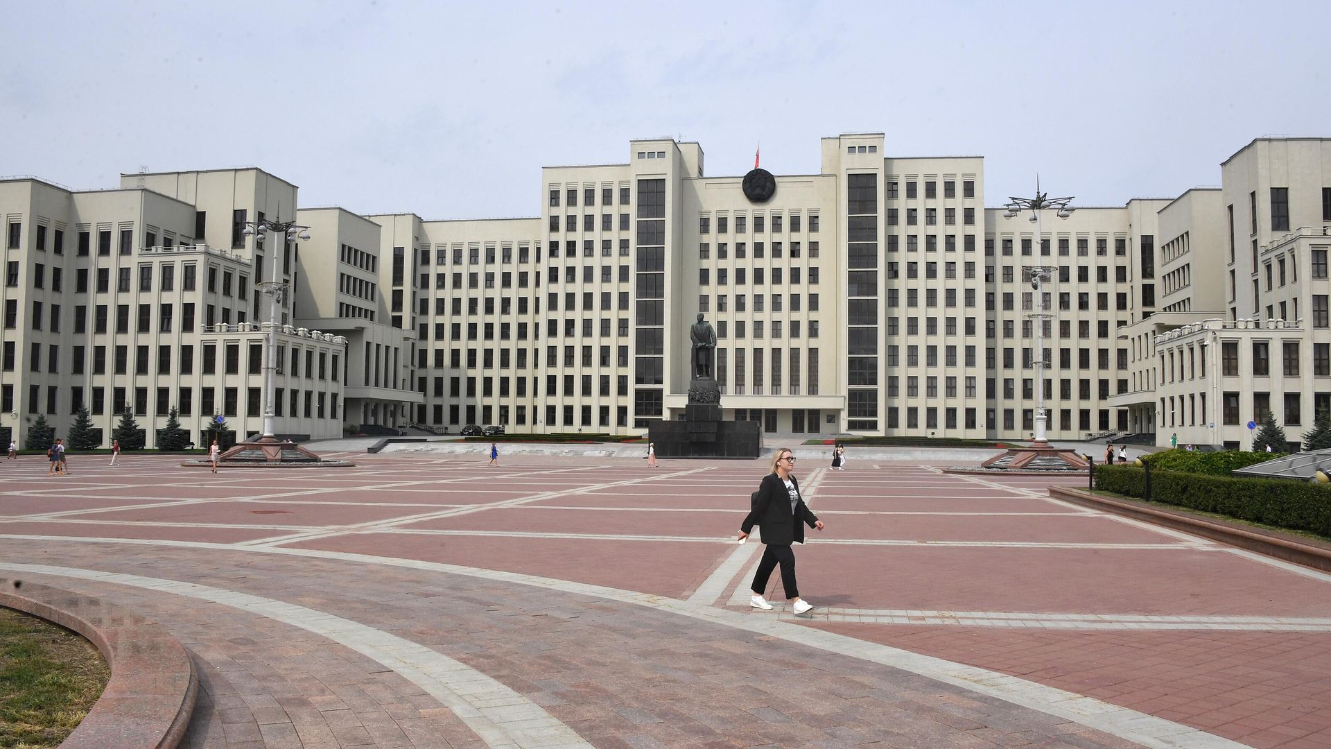 Дом правительства на площади Независимости в Минске Дом правительства на площади Независимости в Минске - РИА Новости, 1920, 06.07.2022