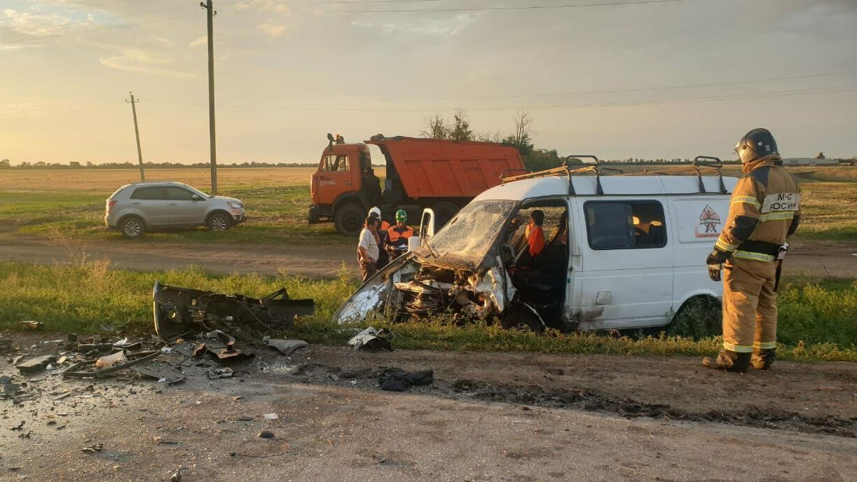 ДТП на трассе в Сальском районе Ростовской области ДТП на трассе в Сальском районе Ростовской области - РИА Новости, 1920, 20.08.2021