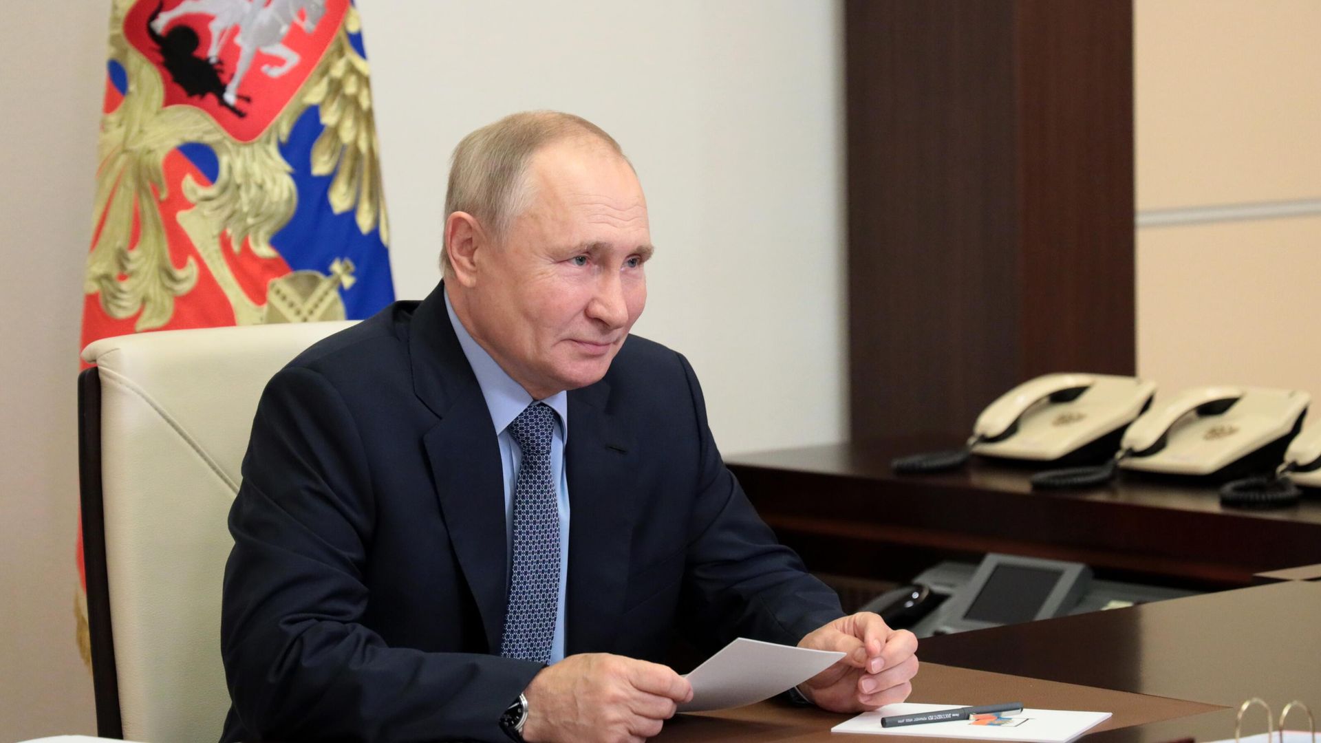 Президент РФ Владимир Путин в режиме видеоконференции обсуждает вопросы развития общего образования с представителями общественности Президент РФ Владимир Путин в режиме видеоконференции обсуждает вопросы развития общего образования с представителями общественности - РИА Новости, 1920, 25.08.2021