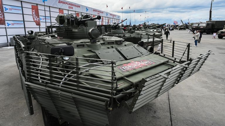 Бронетранспортер БТР-82А на выставке вооружений международного военно-технического форума Армия-2021 в военно-патриотическом парке Патриот в подмосковной Кубинке Бронетранспортер БТР-82А на выставке вооружений международного военно-технического форума Армия-2021 в военно-патриотическом парке Патриот в подмосковной Кубинке