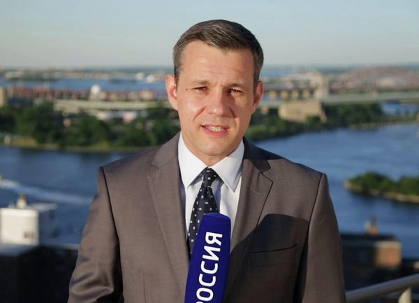 Журналист Валентин Богданов Журналист Валентин Богданов