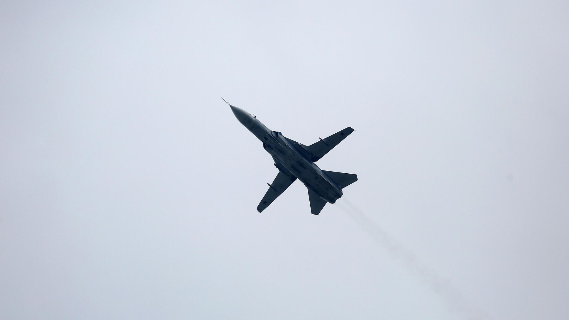 Фронтовой бомбардировщик Су-24М Фронтовой бомбардировщик Су-24М - РИА Новости, 1920, 01.09.2021