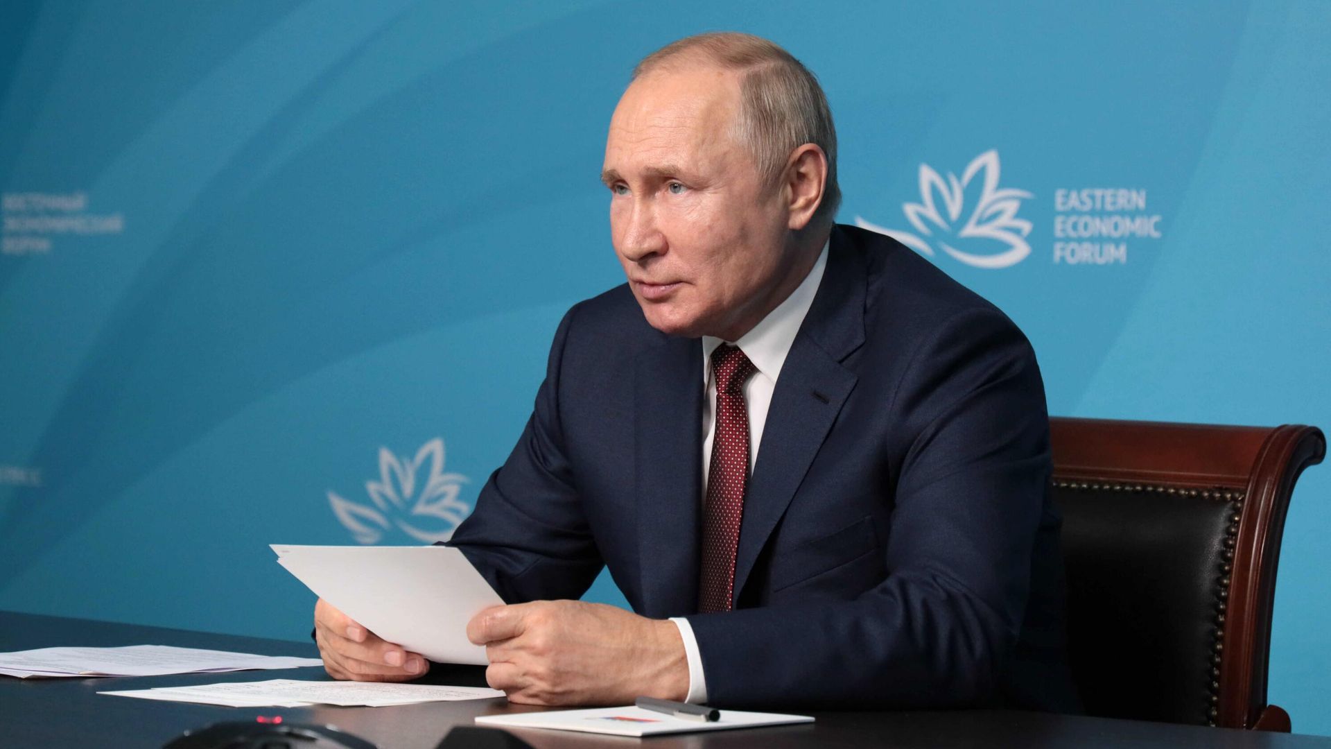 Президент РФ Владимир Путин в режиме видеоконференции принимает участие в церемонии открытия социальных объектов образования в Республике Дагестан Президент РФ Владимир Путин в режиме видеоконференции принимает участие в церемонии открытия социальных объектов образования в Республике Дагестан - РИА Новости, 1920, 02.09.2021