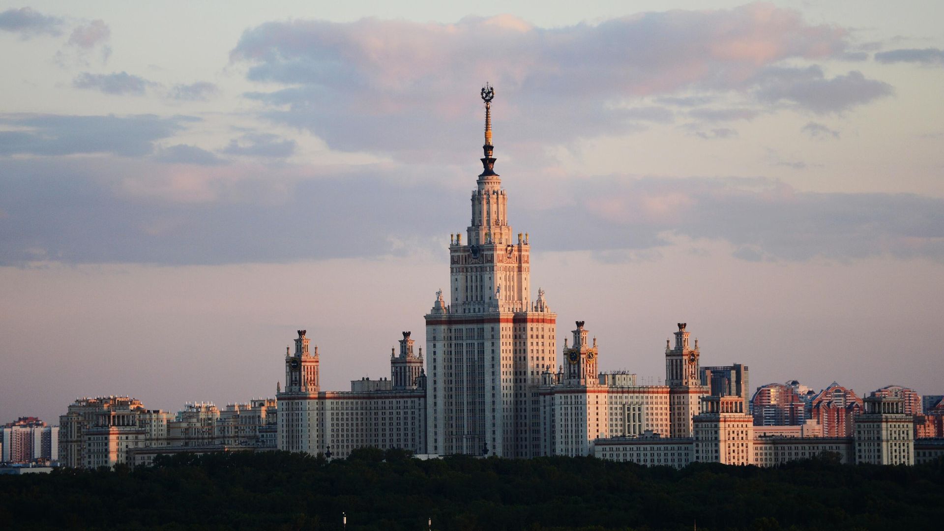 МГУ имени М. В. Ломоносова на Воробьевых горах в Москве - РИА Новости, 1920, 06.06.2022