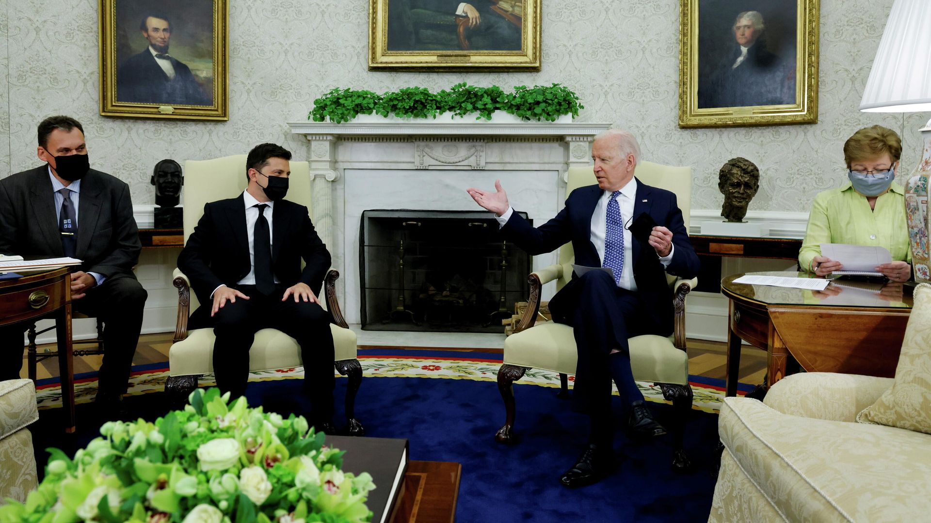 Президент Украины Владимир Зеленский и президент США Джо Байден во время встречи в Белом доме Президент Украины Владимир Зеленский и президент США Джо Байден во время встречи в Белом доме - РИА Новости, 1920, 03.09.2021