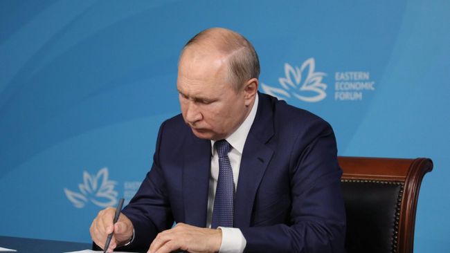 Президент РФ Владимир Путин принял участие в работе Восточного экономического форума Президент РФ Владимир Путин принял участие в работе Восточного экономического форума