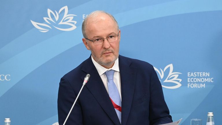 Основатель, председатель совета директоров корпорации АЕОН Роман Троценко участвует в бизнес-диалоге Россия - Япония в рамках Восточного экономического форума во Владивостоке Основатель, председатель совета директоров корпорации АЕОН Роман Троценко участвует в бизнес-диалоге Россия - Япония в рамках Восточного экономического форума во Владивостоке