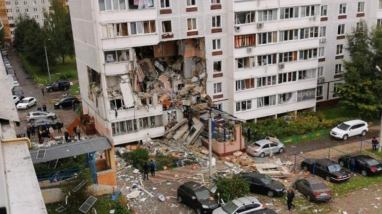 Многоквартирный жилой дом в Ногинске разрушенный в результате взрыва бытового газа Многоквартирный жилой дом в Ногинске разрушенный в результате взрыва бытового газа