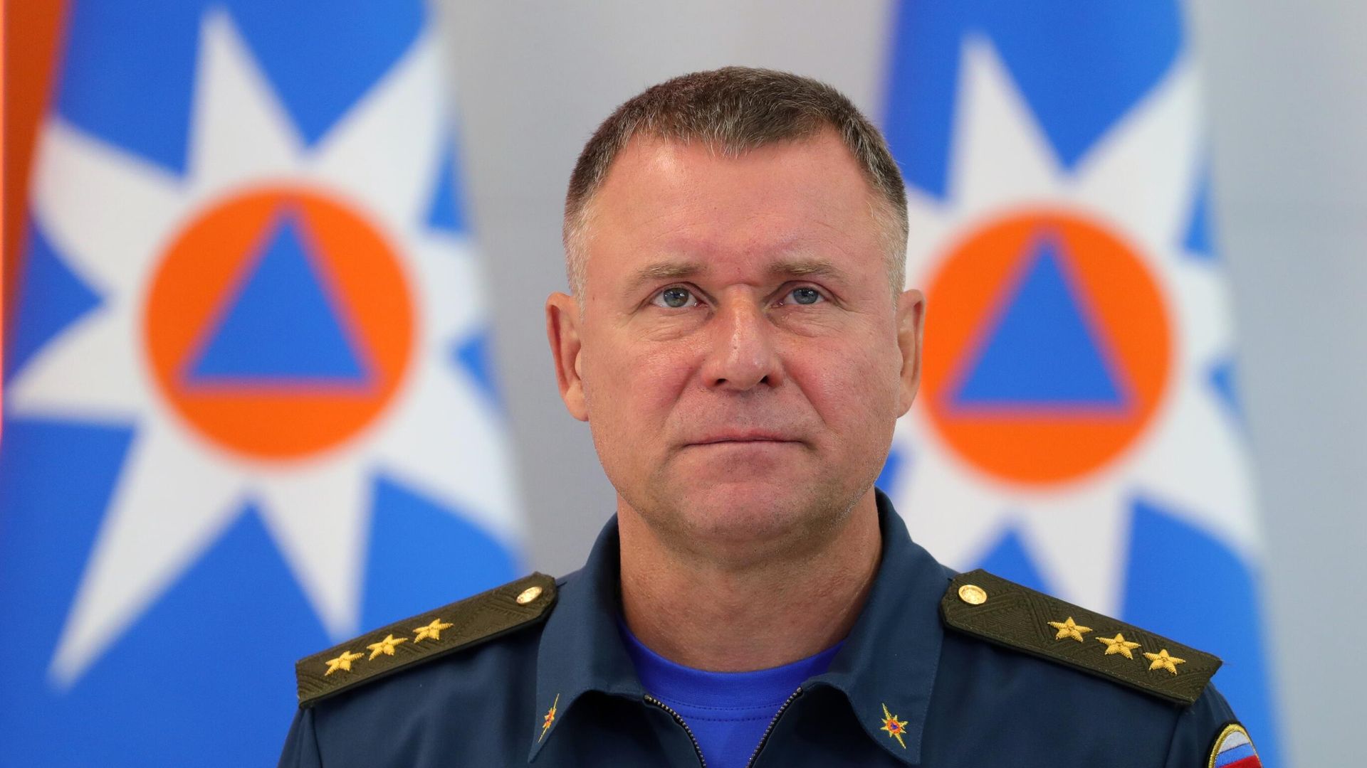 Министр МЧС РФ Евгений Зиничев Министр МЧС РФ Евгений Зиничев - РИА Новости, 1920, 08.09.2021