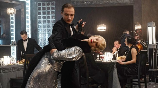 Кадр из сериала Вертинский Кадр из сериала Вертинский