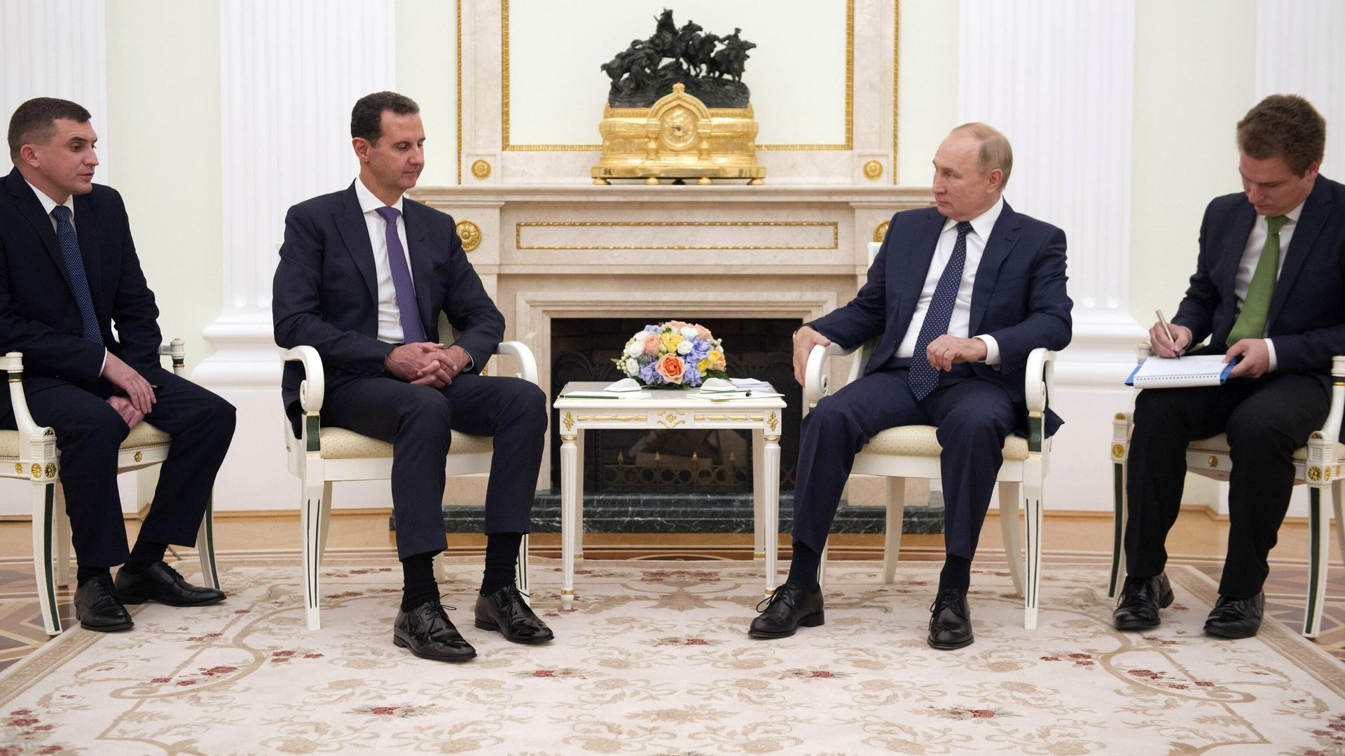 Президент РФ Владимир Путин и президент Сирии Башар Асад во время встречи в Москве Президент РФ Владимир Путин и президент Сирии Башар Асад во время встречи в Москве - РИА Новости, 1920, 14.09.2021