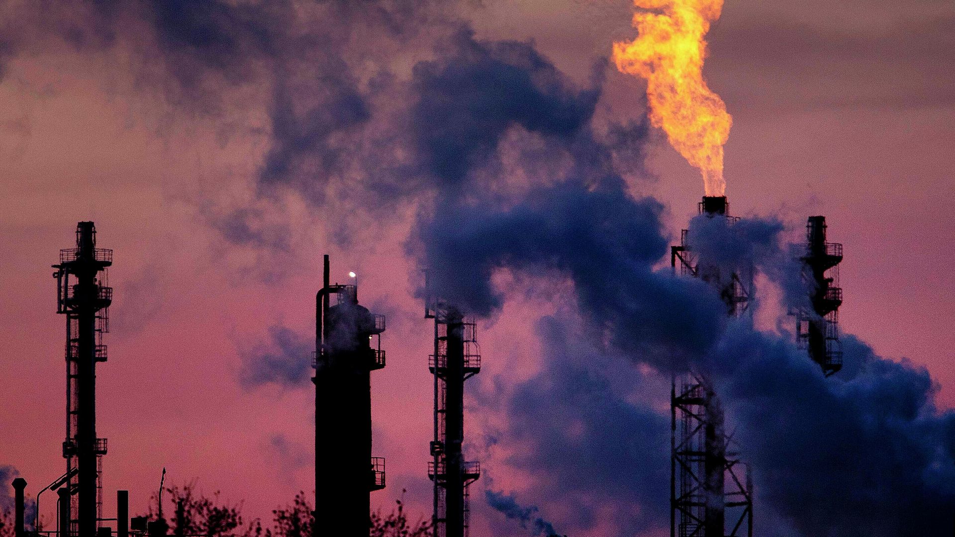 Химический комбинат компании BASF в Людвигсхафене, Германия - РИА Новости, 1920, 17.06.2022