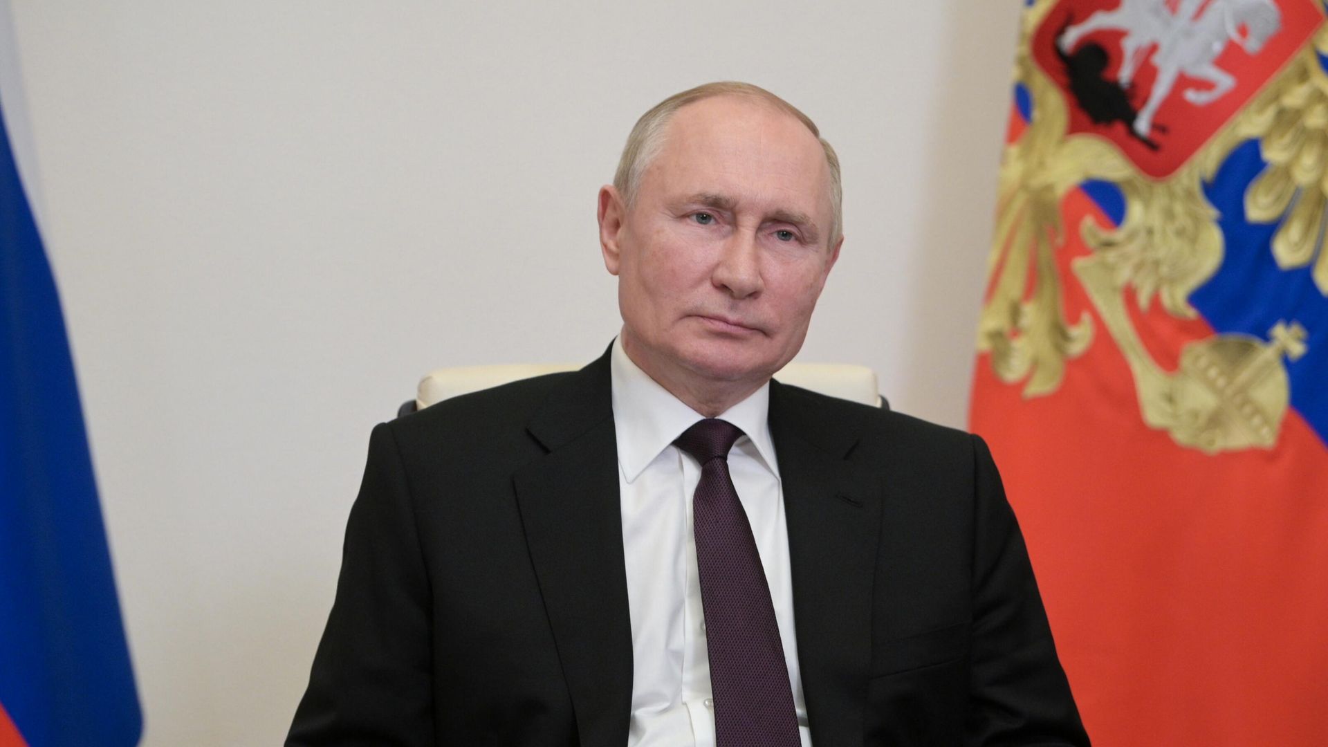 Президент РФ Владимир Путин проводит встречу в формате видеоконференции с главой Республики Адыгея Муратом Кумпиловым Президент РФ Владимир Путин проводит встречу в формате видеоконференции с главой Республики Адыгея Муратом Кумпиловым - РИА Новости, 1920, 25.09.2021