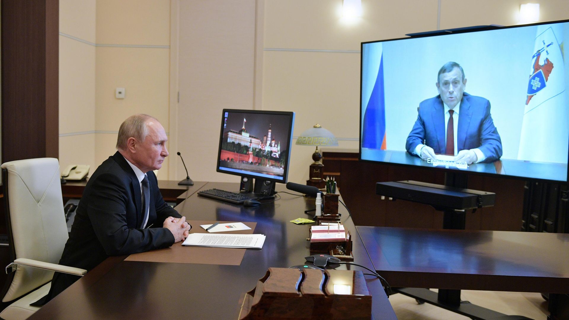 Президент РФ В. Путин встретился по видеосвязи с главой Марий Эл А. Евстифеевым Президент РФ В. Путин встретился по видеосвязи с главой Марий Эл А. Евстифеевым - РИА Новости, 1920, 23.09.2021
