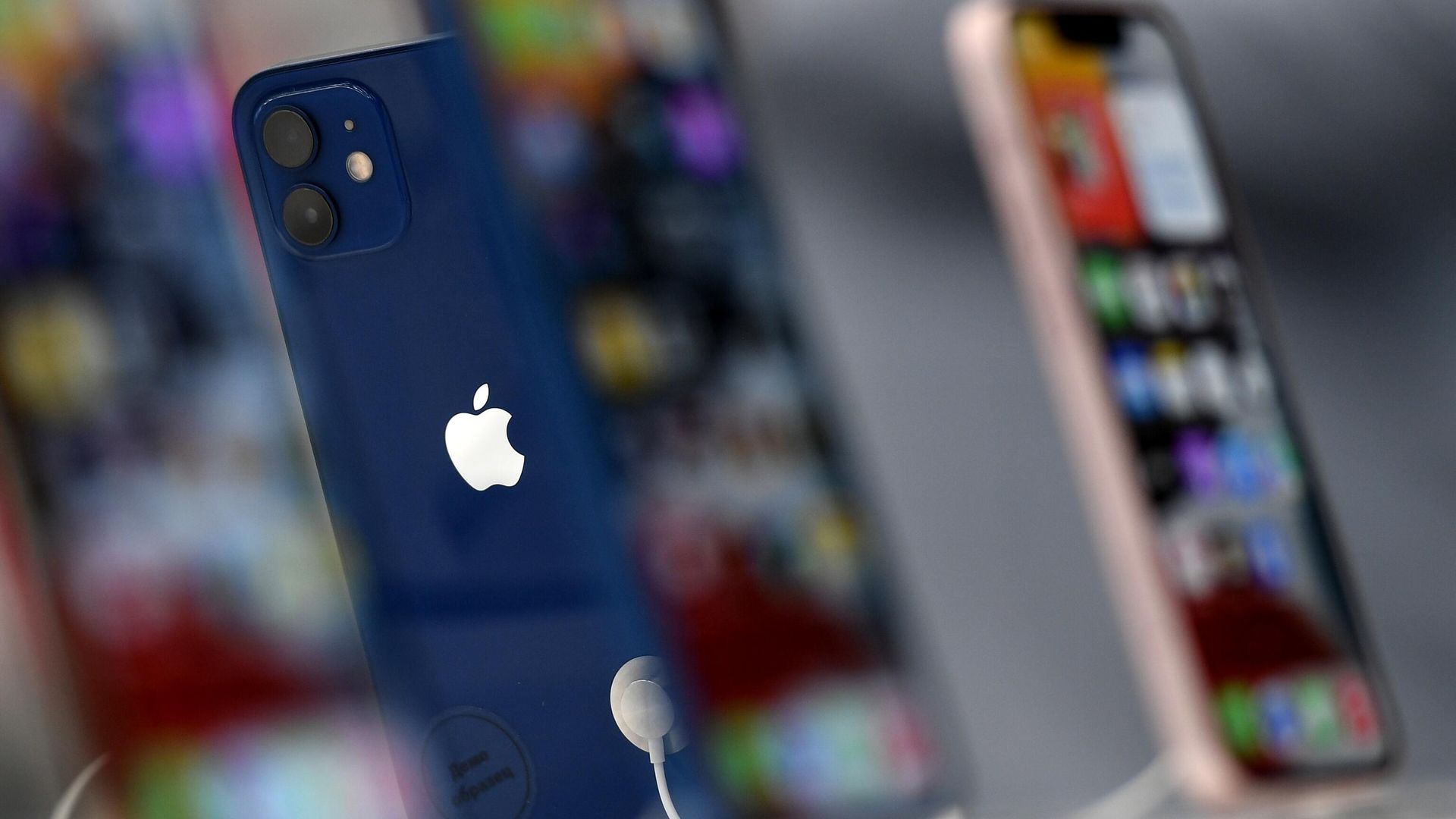 Телефоны компании Apple Телефоны компании Apple - РИА Новости, 1920, 05.06.2023