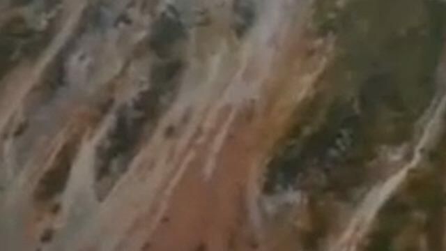 Обнаружение обломков разбившегося на Камчатке вертолета Ка-27 Обнаружение обломков разбившегося на Камчатке вертолета Ка-27 - РИА Новости, 1920, 24.09.2021
