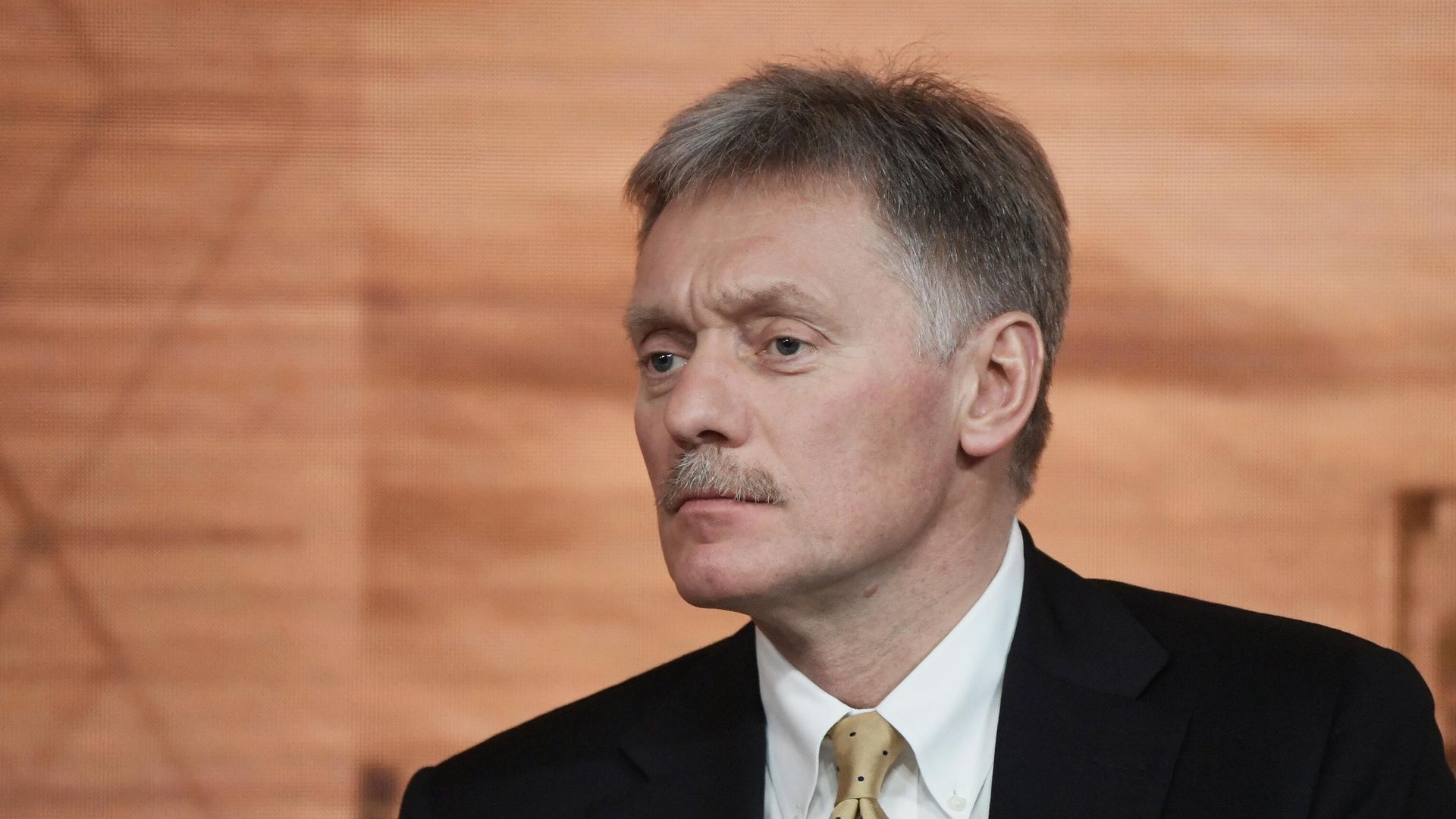 Заместитель руководителя администрации президента РФ - пресс-секретарь президента РФ Дмитрий Песков - РИА Новости, 1920, 14.10.2021