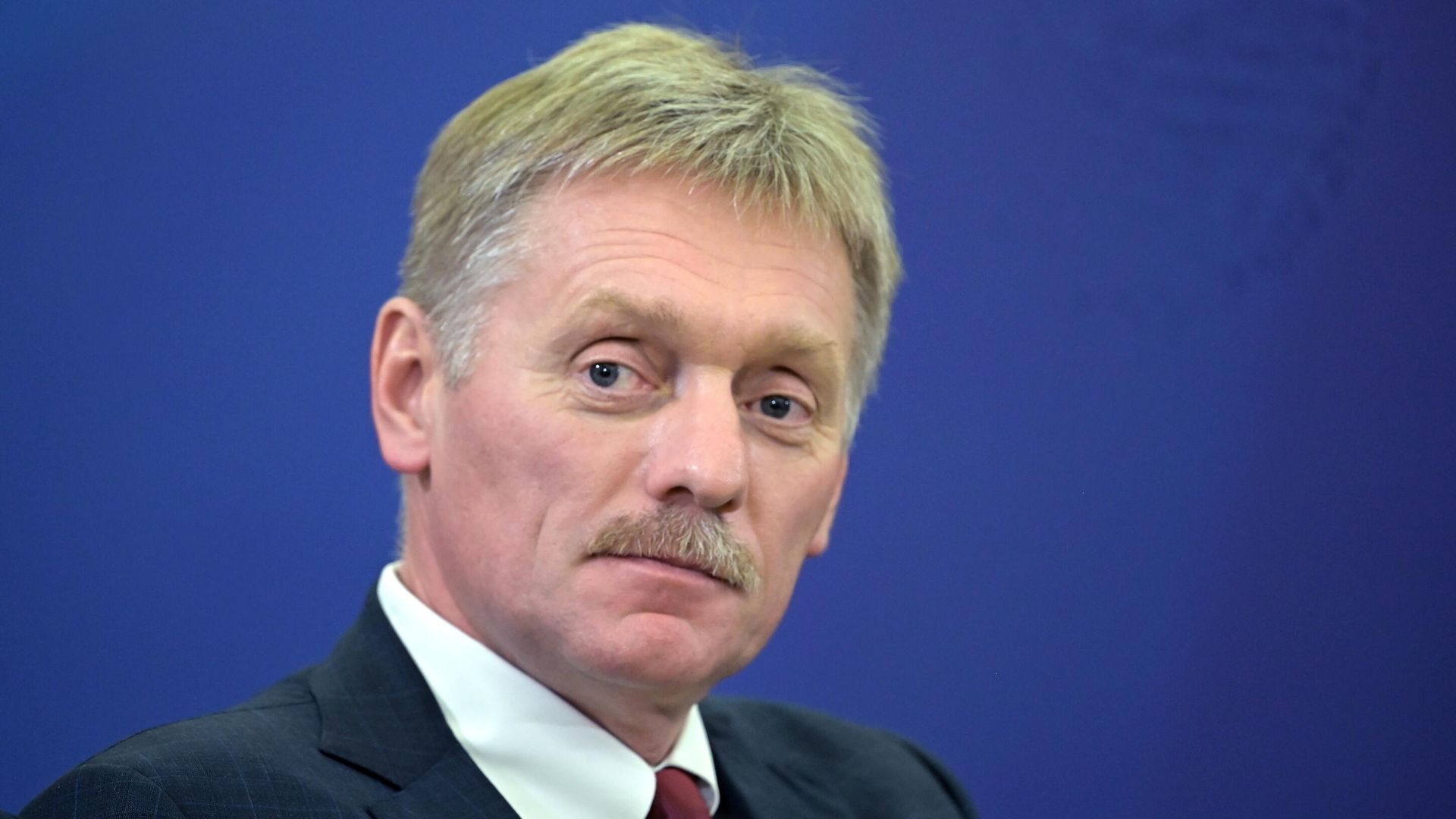 Заместитель руководителя администрации президента РФ - пресс-секретарь президента РФ Дмитрий Песков - РИА Новости, 1920, 13.10.2021