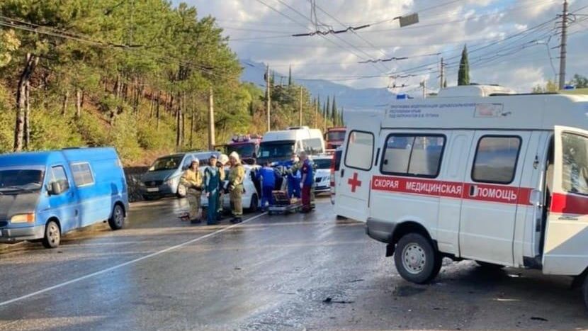 ДТП на трассе Алушта – Ялта в Крыму ДТП на трассе Алушта – Ялта в Крыму - РИА Новости, 1920, 25.09.2021
