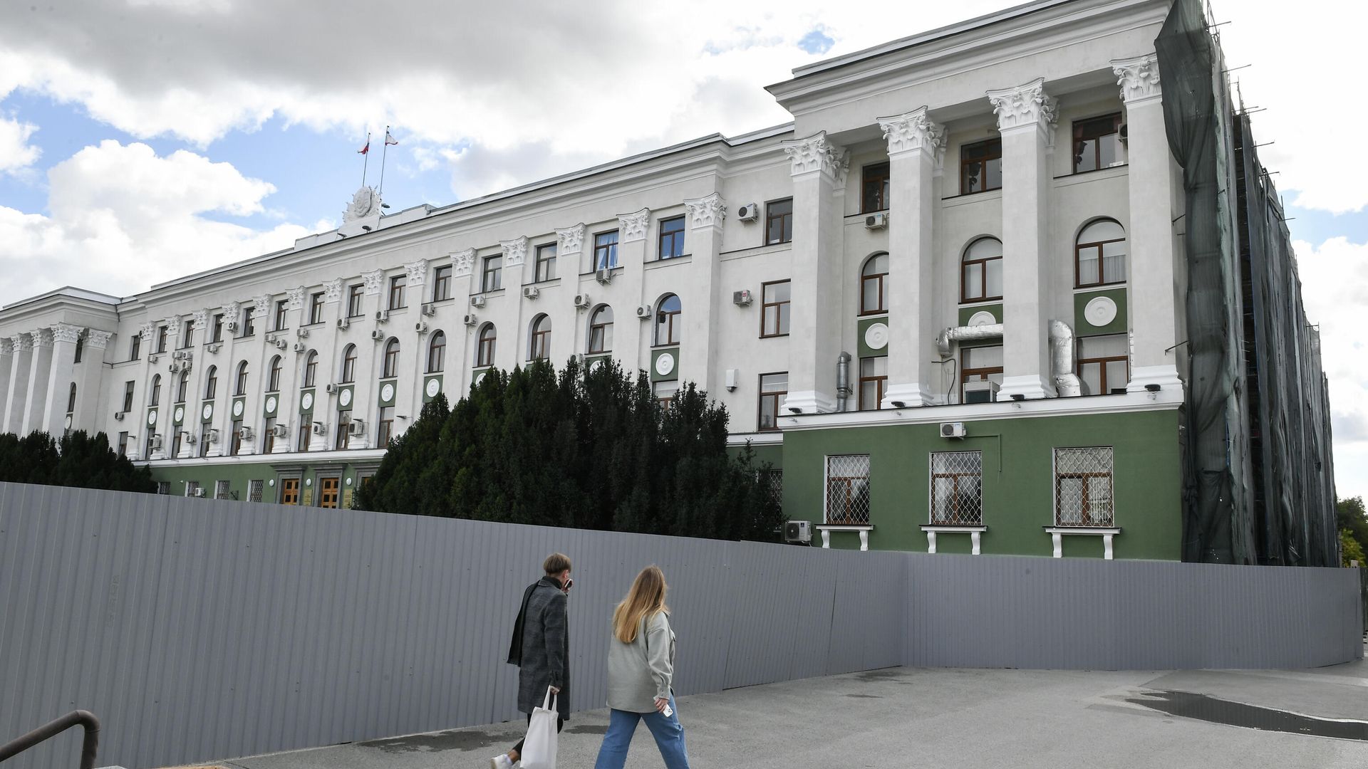 Здание совета министров Республики Крым в Симферополе Здание совета министров Республики Крым в Симферополе - РИА Новости, 1920, 22.03.2022