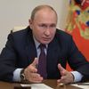 Президент РФ Владимир Путин во время встречи в режиме видеоконференции с лидерами предвыборного списка Всероссийской политической партии Единая Россия Президент РФ Владимир Путин во время встречи в режиме видеоконференции с лидерами предвыборного списка Всероссийской политической партии Единая Россия