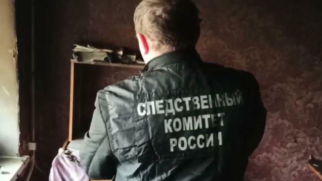 Сотрудник Следственного комитета на месте убийства трех девушек в Оренбургской области Сотрудник Следственного комитета на месте убийства трех девушек в Оренбургской области