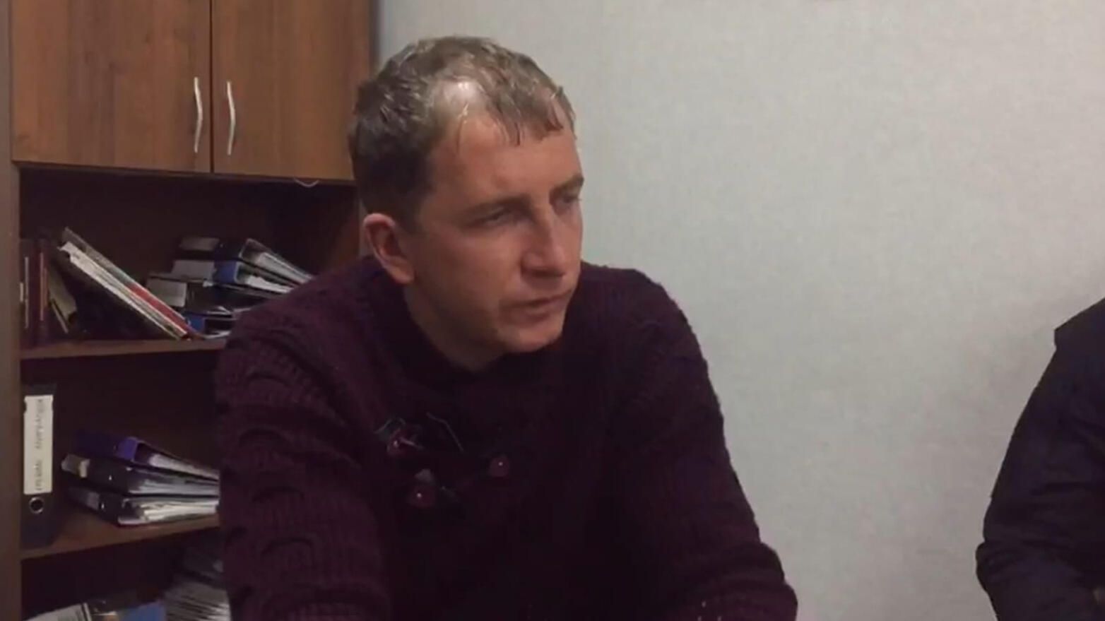 Подозреваемый в убийстве студенток в Оренбургской области на допросе в Следственном комитете Подозреваемый в убийстве студенток в Оренбургской области на допросе в Следственном комитете - РИА Новости, 1920, 05.10.2021