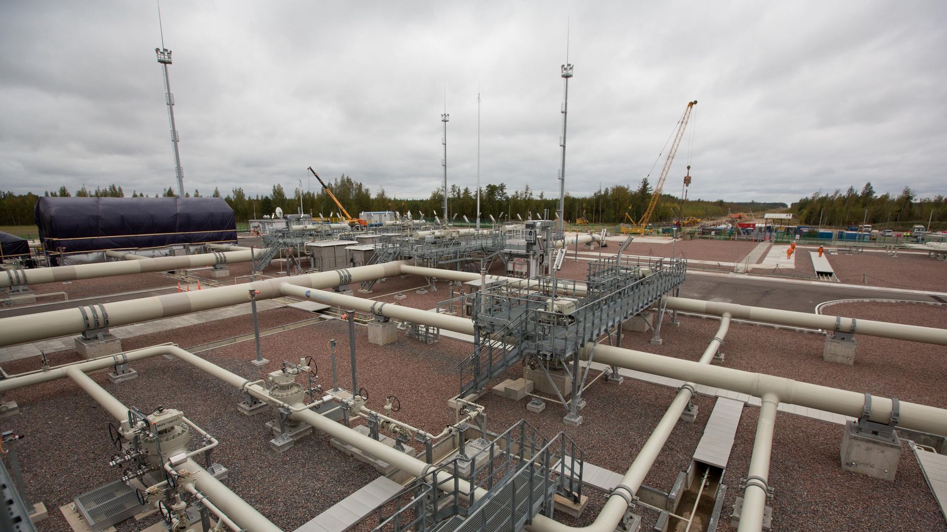 Береговые объекты на территории газораспределительного центра газопровода Северный поток-2 в Германии Береговые объекты на территории газораспределительного центра газопровода Северный поток-2 в Германии - РИА Новости, 1920, 31.01.2022