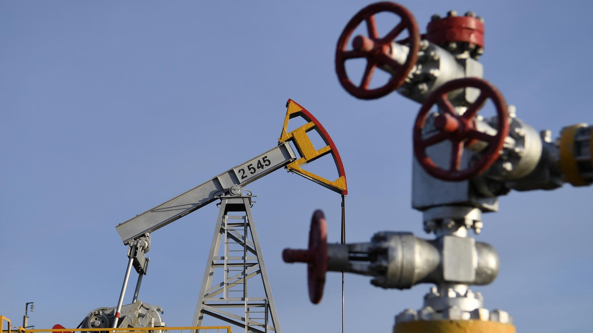 Добыча нефти в Татарстане Добыча нефти в Татарстане - РИА Новости, 1920, 16.09.2022